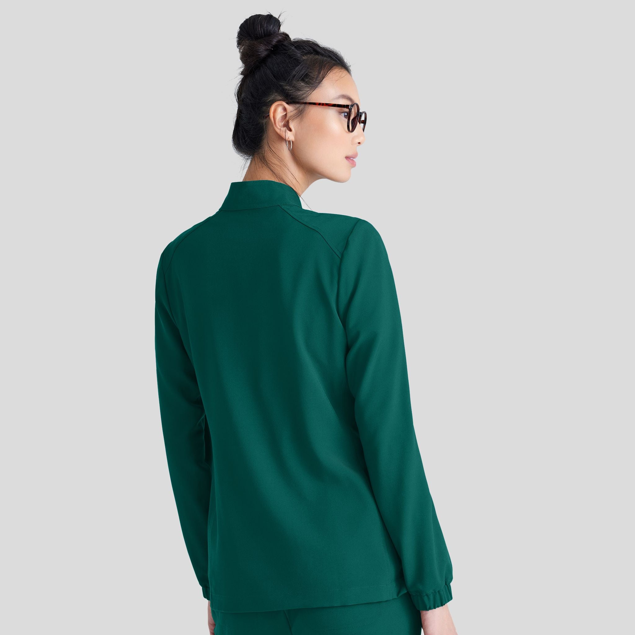 Virtue Warm-up Scrub Jacket | Hunter