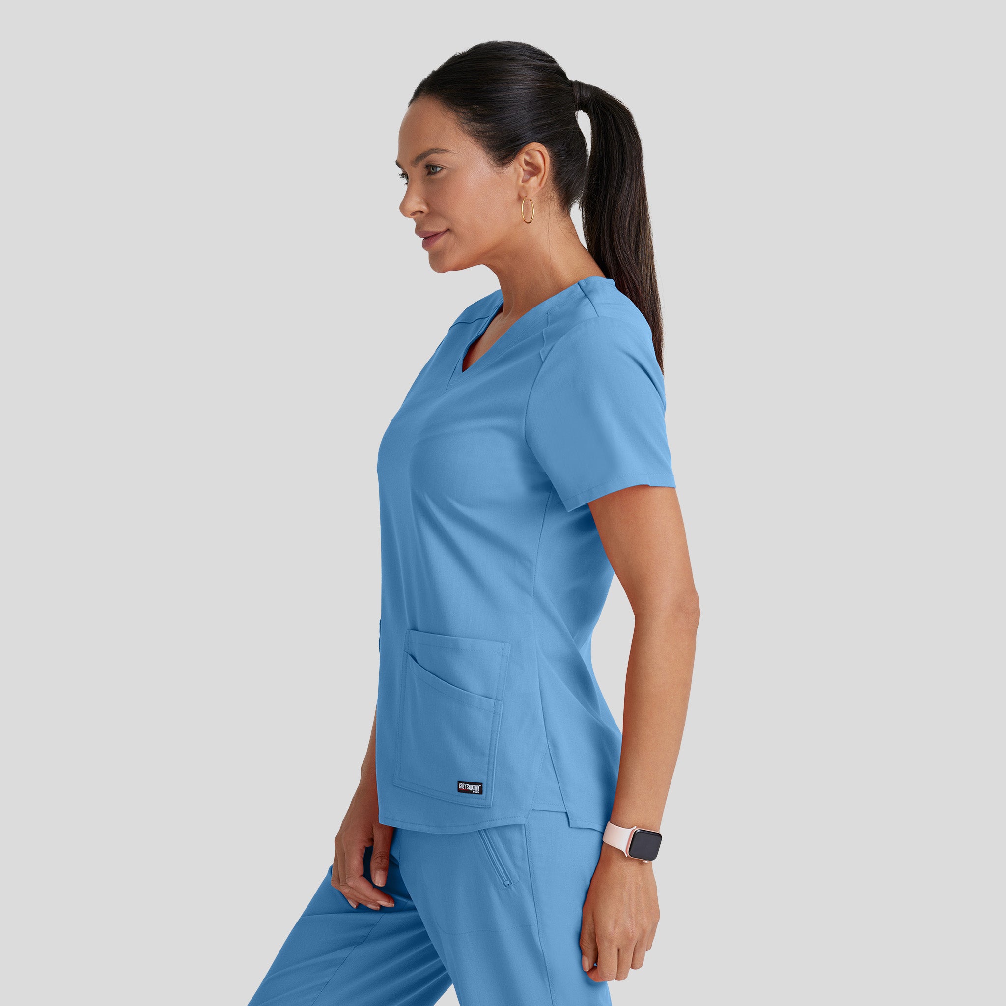 Emma 4-Pocket V-Neck Scrub Top | Ciel