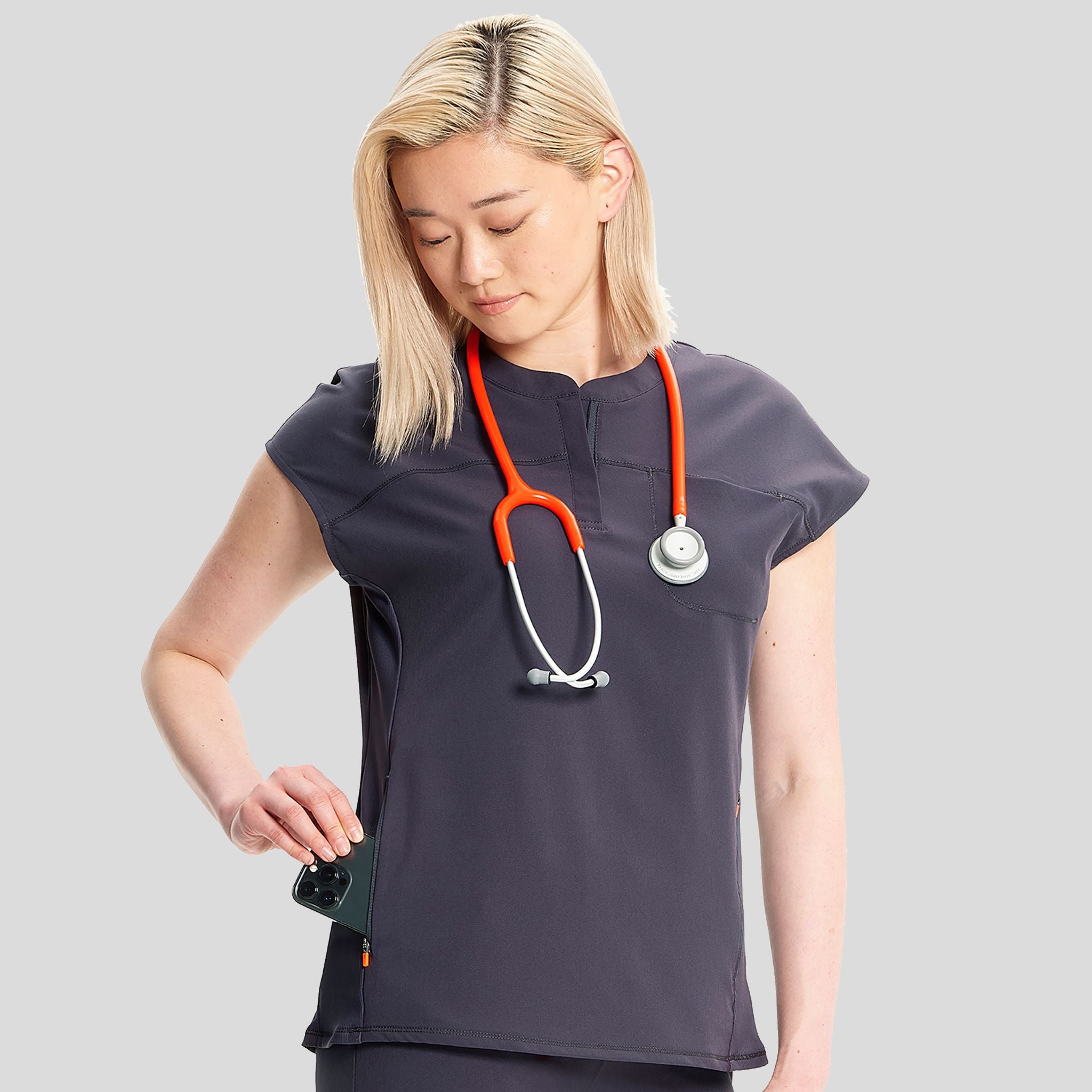 IN_INFINITY_GNR8_henleyTOP_622A_PEWTER_RIGHT